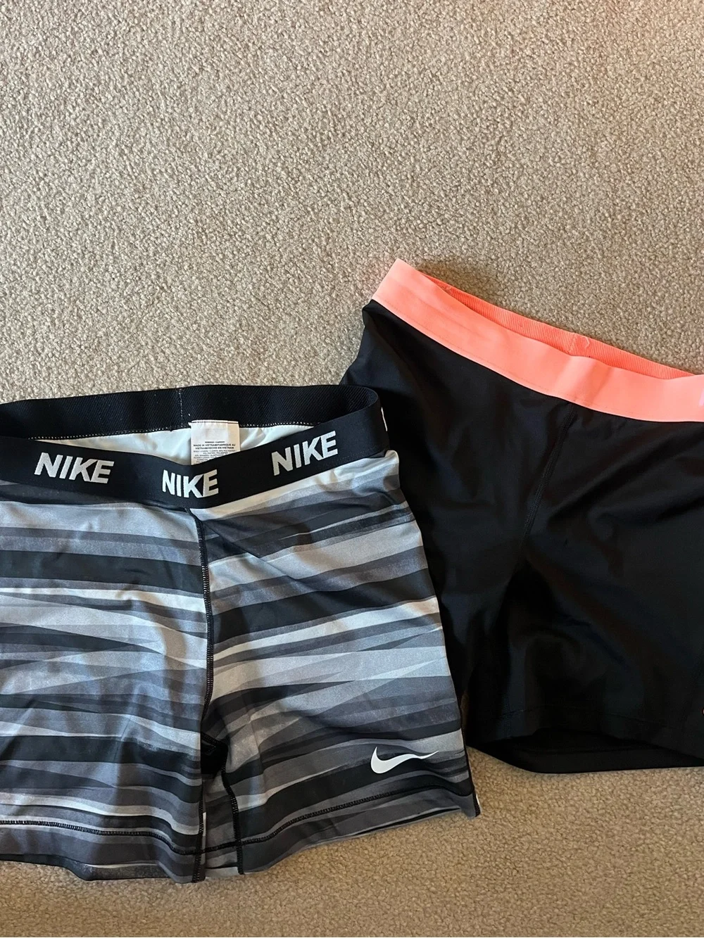 2 Nike Pro Dri-FIT Compression Shorts in Large and XL Athletic
